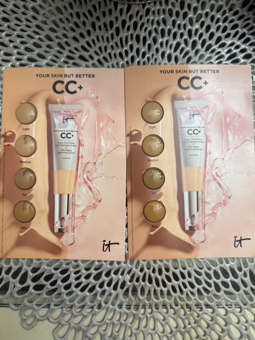 it cosmetics CC+ Cream Sample Kit in Beige and Peach Tones